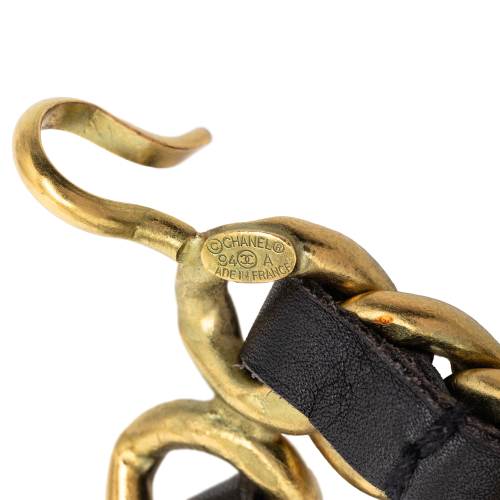 Pre-Loved Chanel Gold Plated CC Leather Woven Medallion Chain Belt - Picture 4 of 5